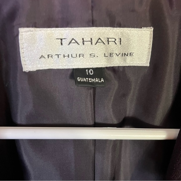Tahari Arthur S. Levine Purple Blazer Size 10 - Picture 2 of 9